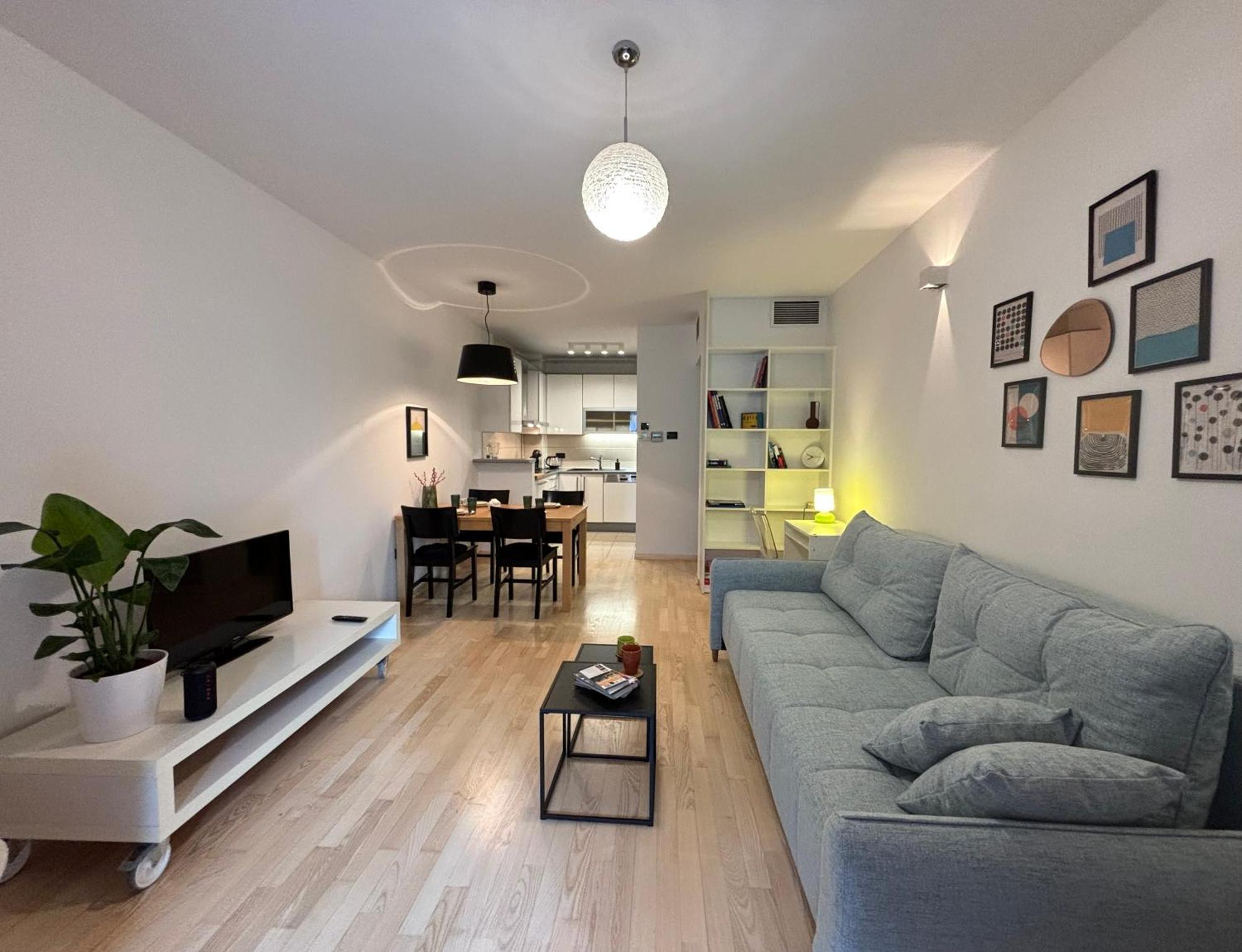 Terrace Bliss Apartment With Free Garage ซาเกร็บ ภายนอก รูปภาพ