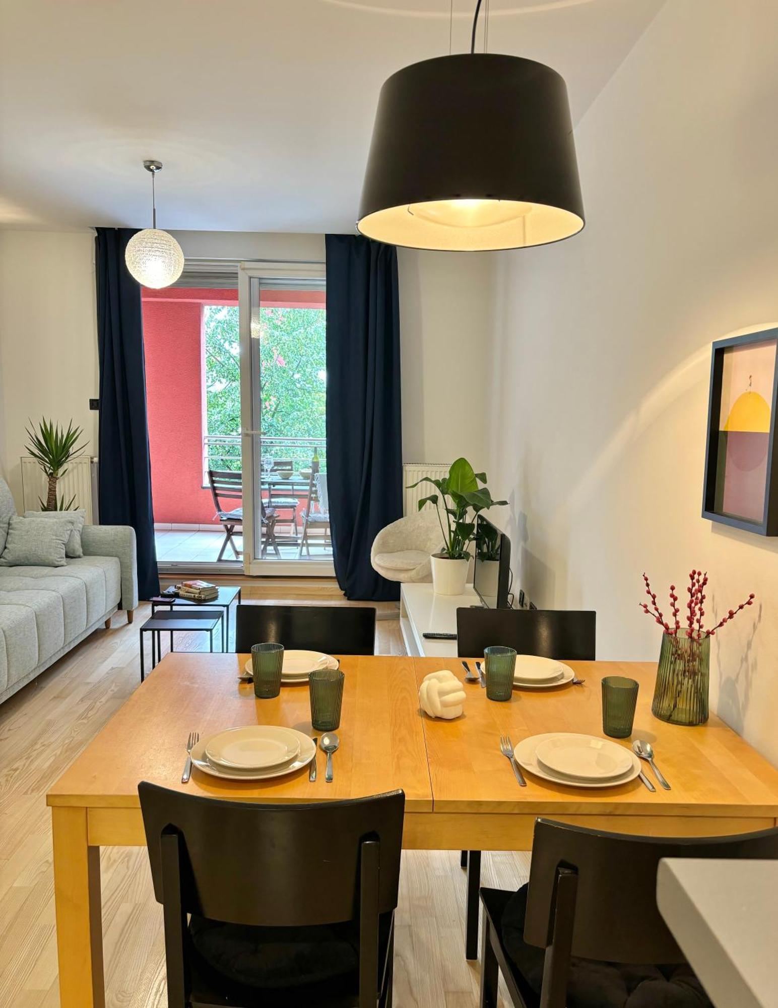 Terrace Bliss Apartment With Free Garage ซาเกร็บ ภายนอก รูปภาพ