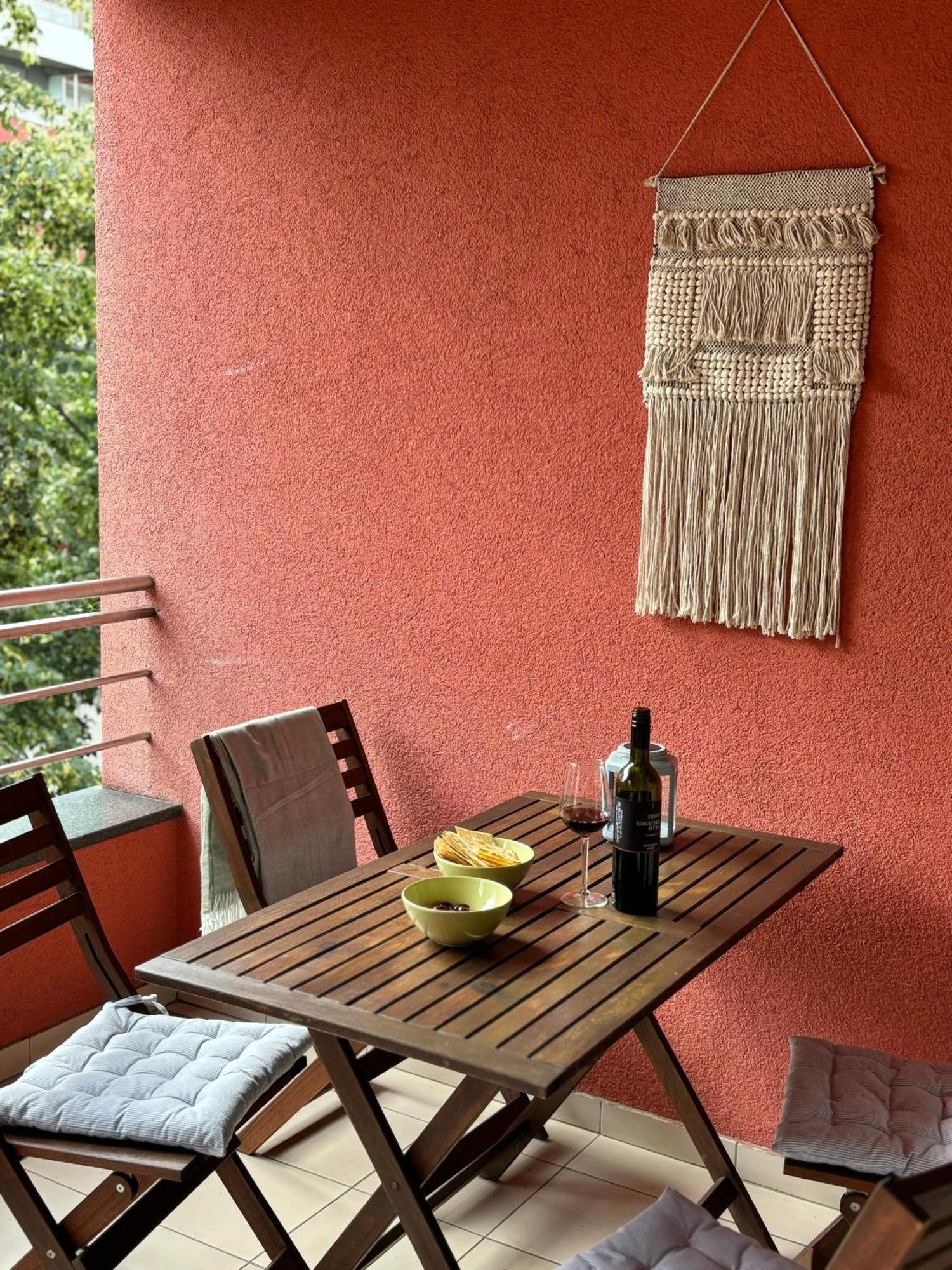 Terrace Bliss Apartment With Free Garage ซาเกร็บ ภายนอก รูปภาพ
