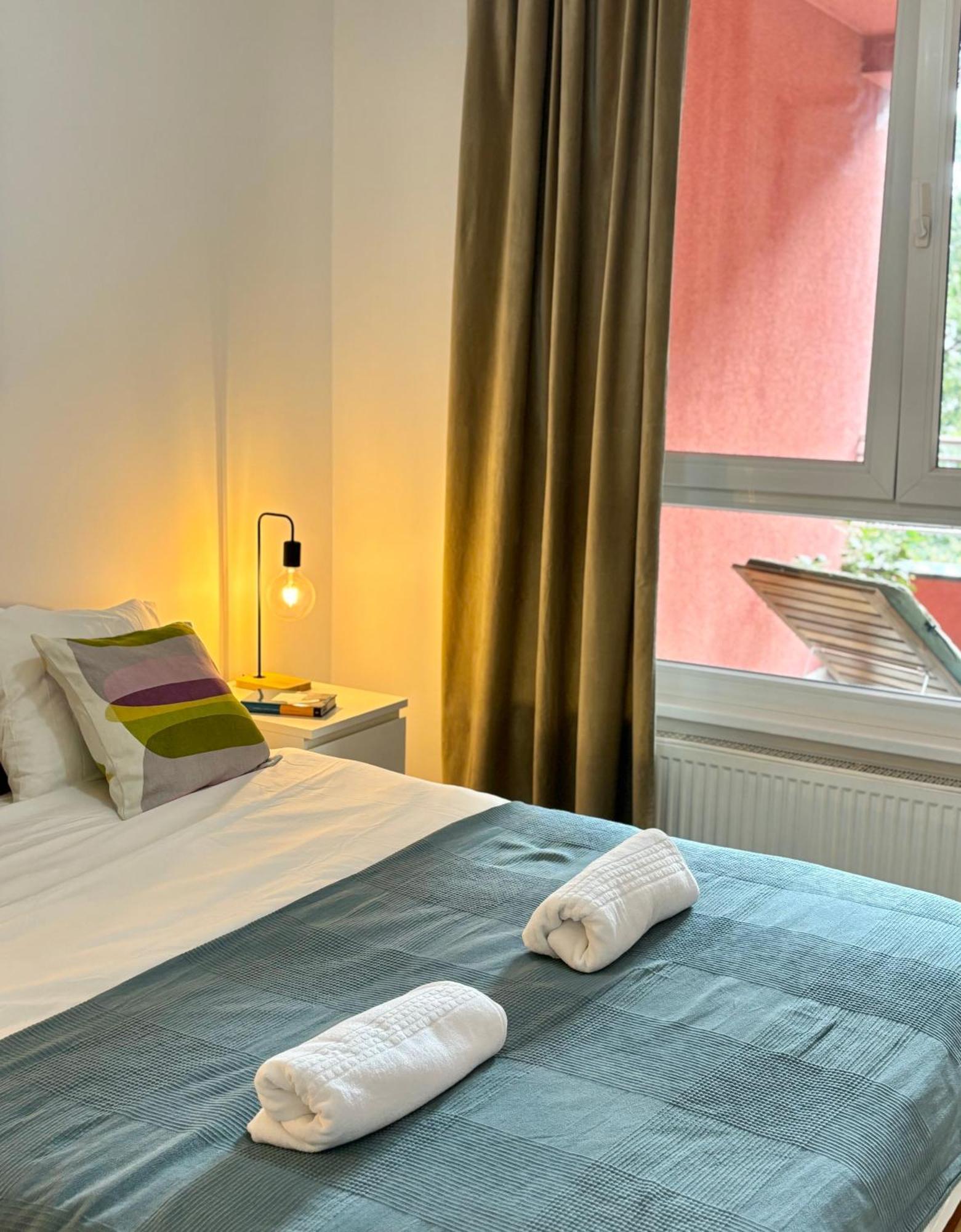 Terrace Bliss Apartment With Free Garage ซาเกร็บ ภายนอก รูปภาพ